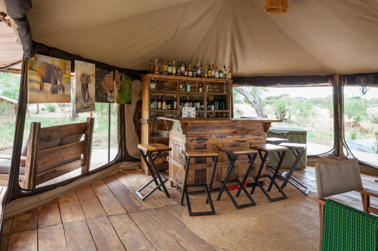 Baobab Tented Camp Kwa Kuchinia Kültér fotó