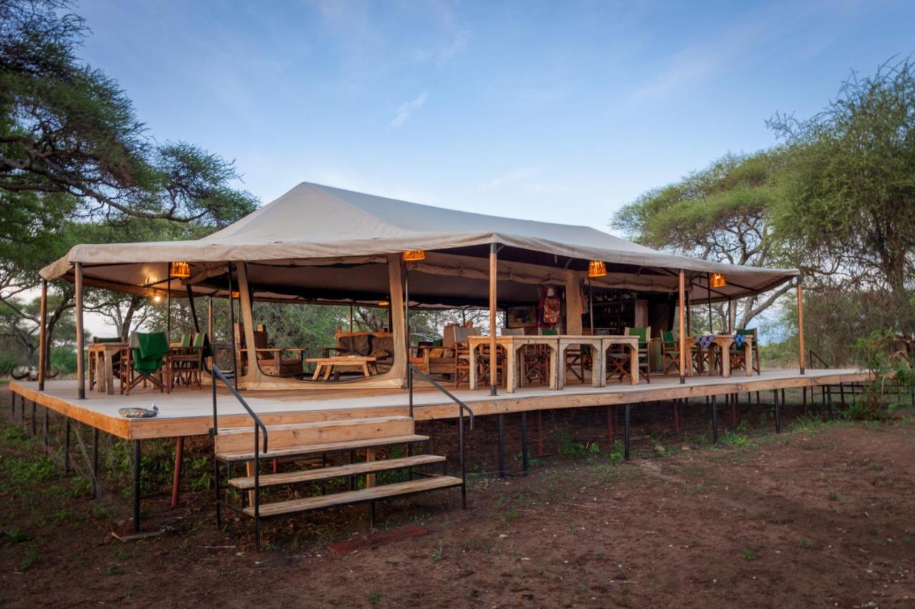 Baobab Tented Camp Kwa Kuchinia Kültér fotó