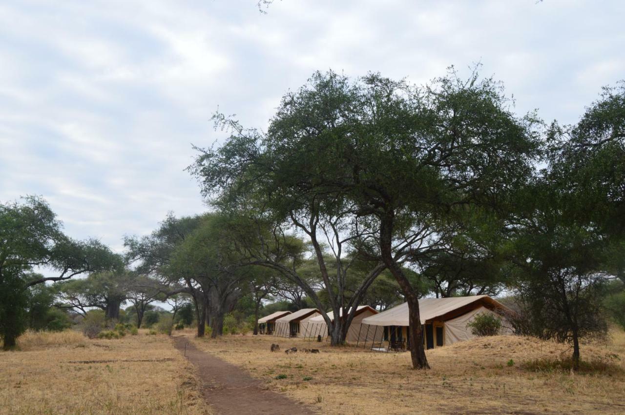 Baobab Tented Camp Kwa Kuchinia Kültér fotó